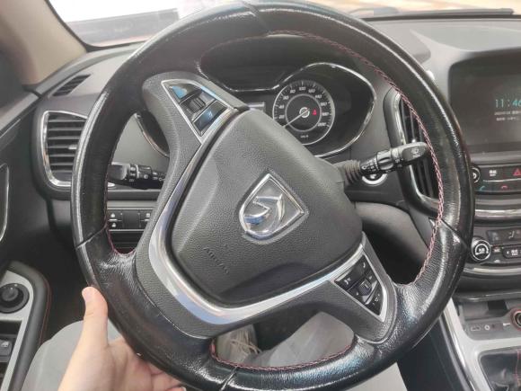 [杭州·浙A] 二手宝骏宝骏5602015款 1.8L 手动豪华型