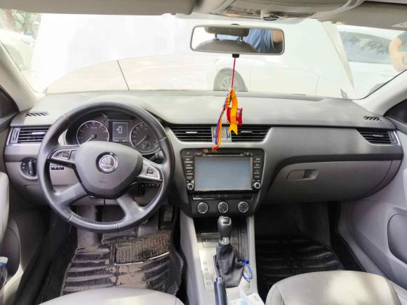 [西安·陕A] 二手斯柯达明锐2015款 1.6L 自动逸俊版