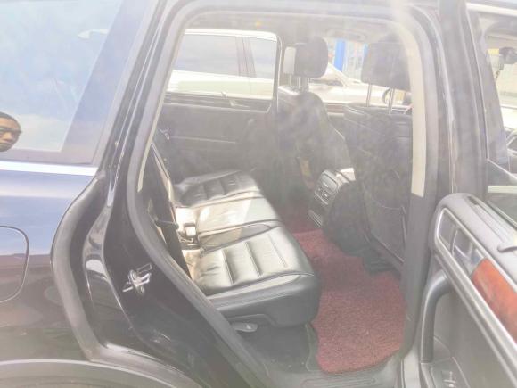 [上海·沪G] 二手大众途锐2011款 3.0TSI 舒适型