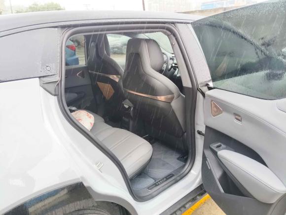 [上海·沪A] 二手极氪极氪X2023款 后驱YOU版 4座