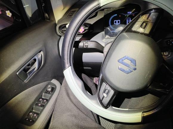 [苏州·苏E] 二手零跑汽车零跑T032021款 400轻享版 磷酸铁锂