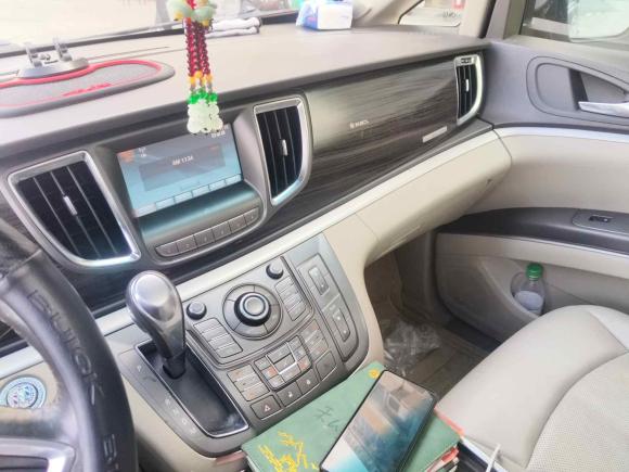 [南京·苏A] 二手别克别克GL82013款 3.0L XT豪华商务旗舰版