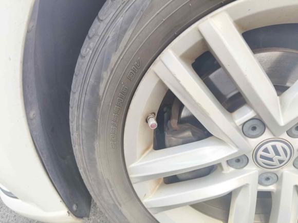 [南京·苏A] 二手大众朗行2015款 1.6L 自动舒适版