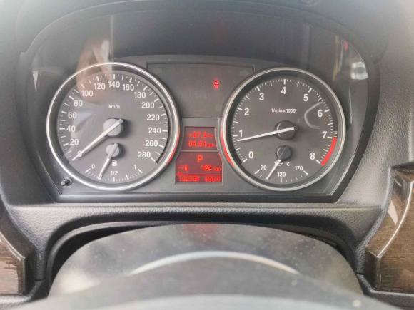 [宁波·浙B] 二手宝马宝马3系2011款 330i双门轿跑车