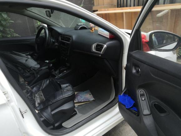 [武汉·鄂A] 二手标致标致3012014款 1.6L 手动舒适版