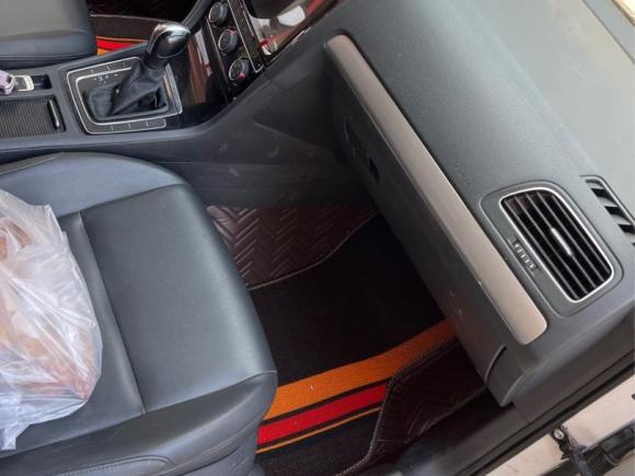 [西安·陕U] 二手大众高尔夫2018款 1.6L 自动时尚型