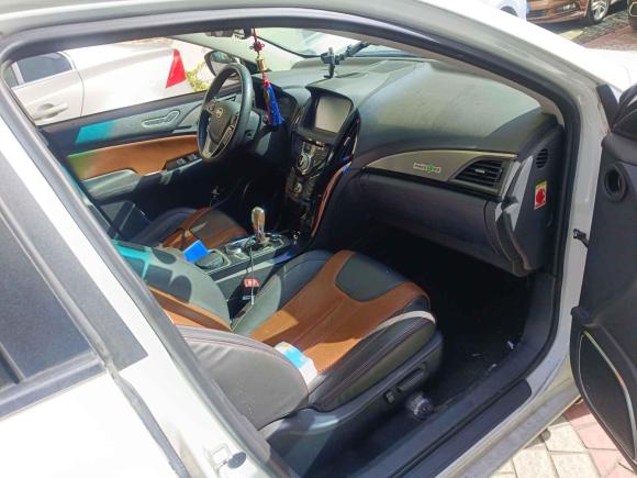 [上海·沪D] 二手比亚迪秦新能源2015款 1.5T 双冠旗舰Plus版