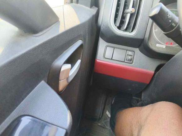 [青岛·鲁U] 二手福田福田火星2024款 火星7 2.0T柴油手动两驱长轴启航版