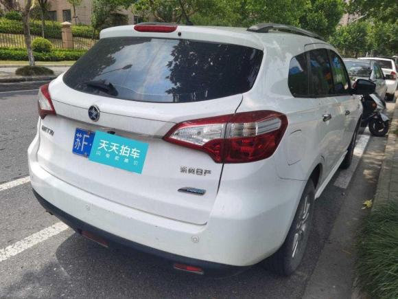 [南通·苏F] 二手启辰启辰T702015款 2.0L CVT睿行版