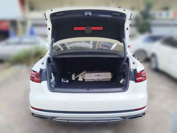 [佛山·粤E] 二手奥迪奥迪A4L2019款 40 TFSI 时尚型 国V