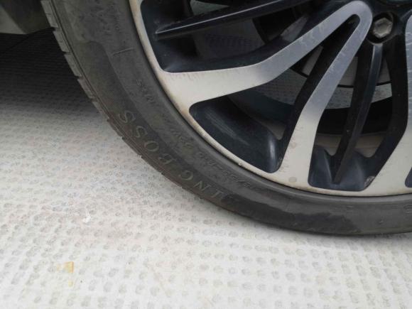 [合肥·皖A] 二手中华中华V32015款 1.5T 自动精英型