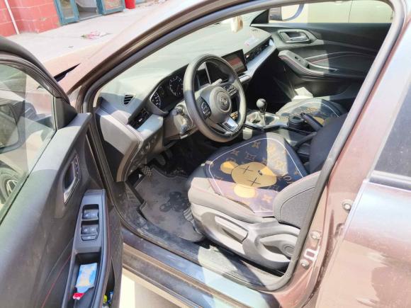 [青岛·鲁B] 二手名爵MG52022款 180DVVT 手动青春风尚版