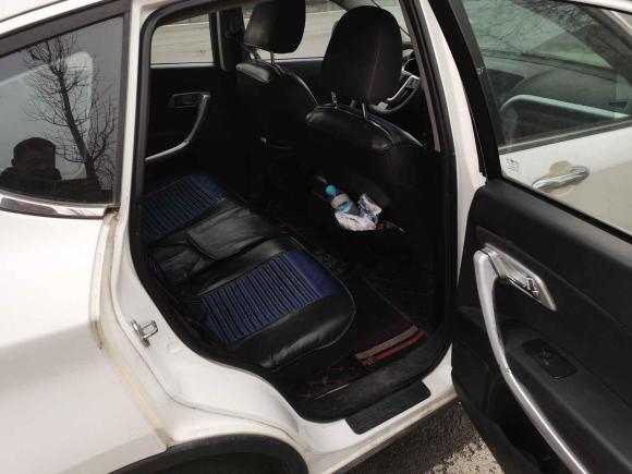 [济南·鲁A] 二手奔腾奔腾X802013款 2.0L 自动舒适型