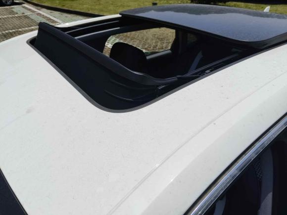 [无锡·苏B] 二手奥迪奥迪A4L2022款 40 TFSI 时尚动感型