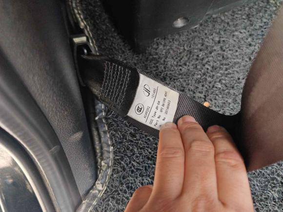 [广州·粤A] 二手江铃驭胜S3502016款 2.0T 自动两驱汽油豪华版7座