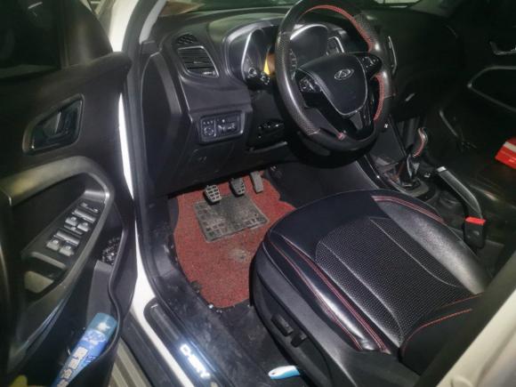 [杭州·浙A] 二手奇瑞瑞虎52016款 2.0L 手动家悦版