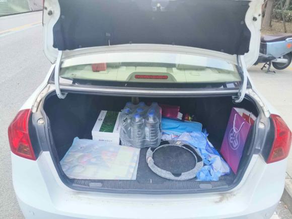 [常州·苏J] 二手别克凯越2015款 1.5L 自动经典型