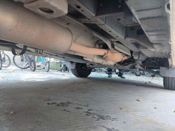 [台州·鄂C] 二手福特全顺2017款 2.0T柴油厢式运输车短轴中顶国V