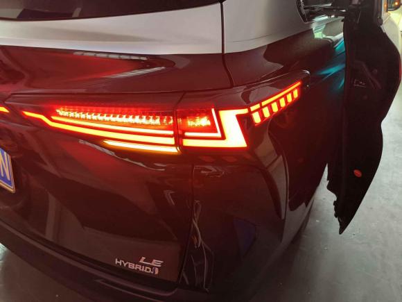 [广州·粤A] 二手丰田赛那SIENNA2021款 2.5L混动 舒适版