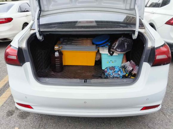 [成都·川J] 二手荣威荣威3602018款 PLUS 1.5L 自动尊享版