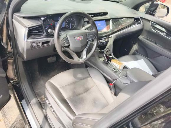 [南京·苏A] 二手凯迪拉克凯迪拉克XT62021款 2.0T 六座四驱豪华型