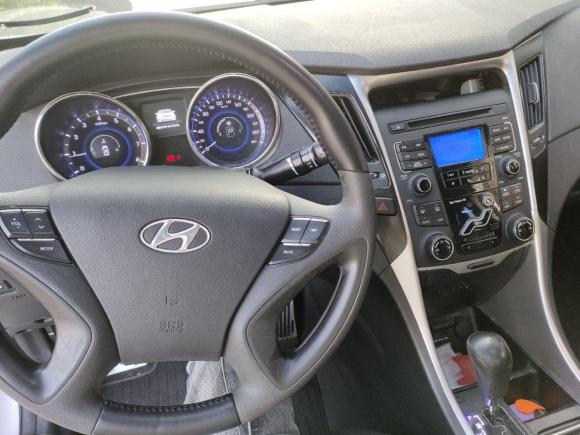 [佛山·粤E] 二手现代索纳塔2011款 2.0L 自动豪华版