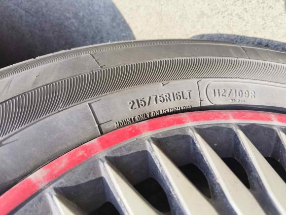 [成都·川G] 二手福特全顺2019款 2.0T柴油商旅型短轴低顶9座国VI