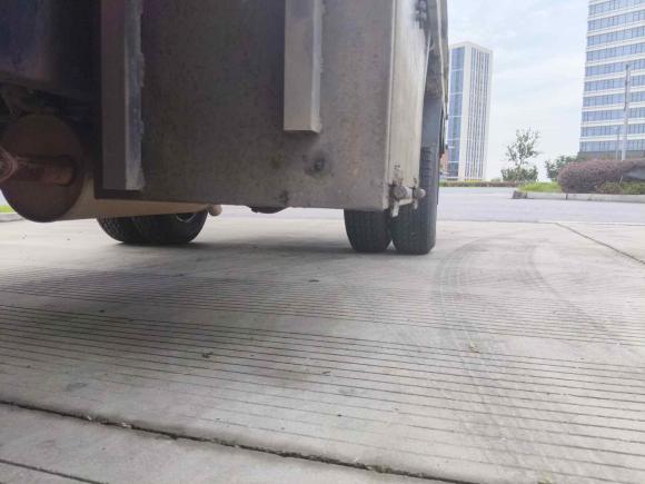 [嘉兴·闽B] 二手长安跨越跨越者D52021款 1.6L舒适版单排栏板双后轮3400mm货箱DAM16KL