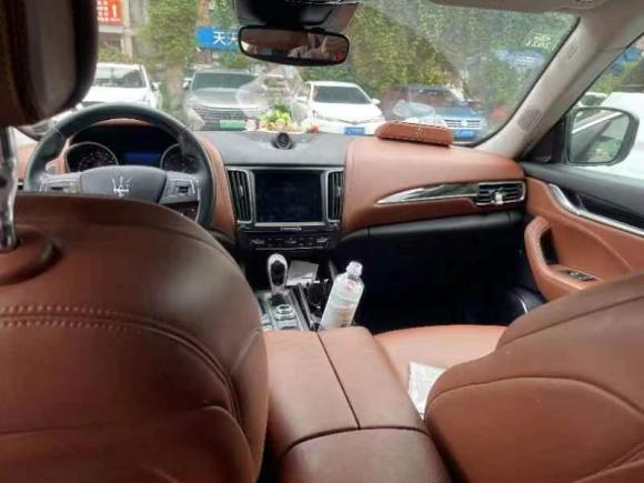 [上海·鲁U] 二手玛莎拉蒂Levante2016款 3.0T 标准型