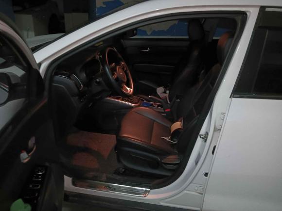 [苏州·苏E] 二手起亚KX3傲跑2015款 1.6L 自动两驱DLX