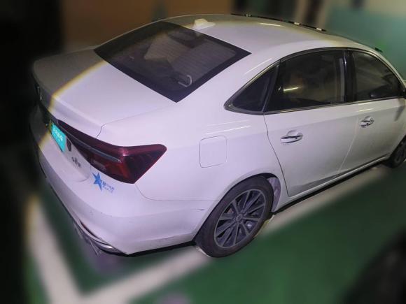 [深圳·粤B] 二手荣威荣威i6新能源2017款 45T 混动互联智尊版