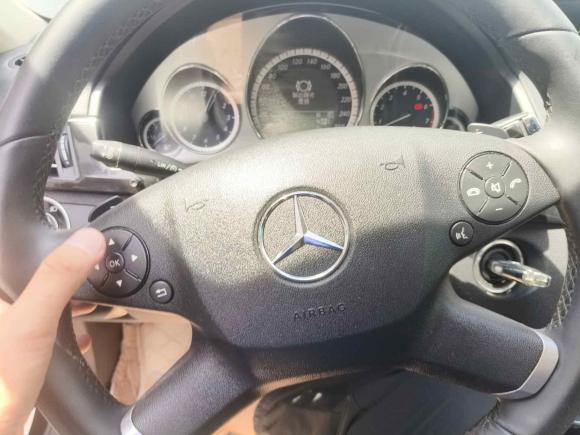 [广州·粤W] 二手奔驰奔驰E级2010款 E 300 L 时尚型