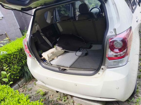 [上海·闽A] 二手丰田逸致2012款 180E CVT精英多功能版