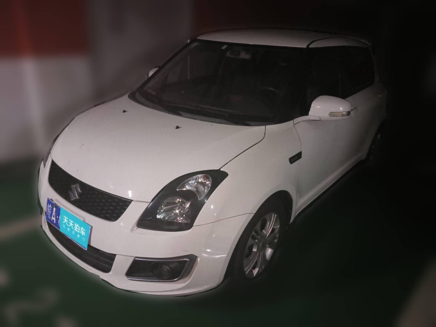 [合肥·皖A] 铃木雨燕2013款 1.5L 自动标准版