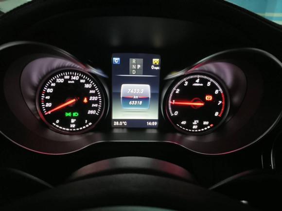 [武汉·鄂A] 二手奔驰奔驰C级2018款 C 200 L 运动版