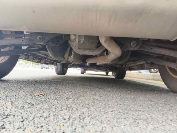 [深圳·粤B] 二手路虎神行者22014款 2.2T SD4 SE柴油版