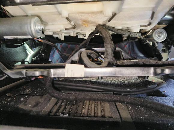 [青岛·鲁U] 二手路虎发现运动版2020款 249PS R-Dynamic 性能版