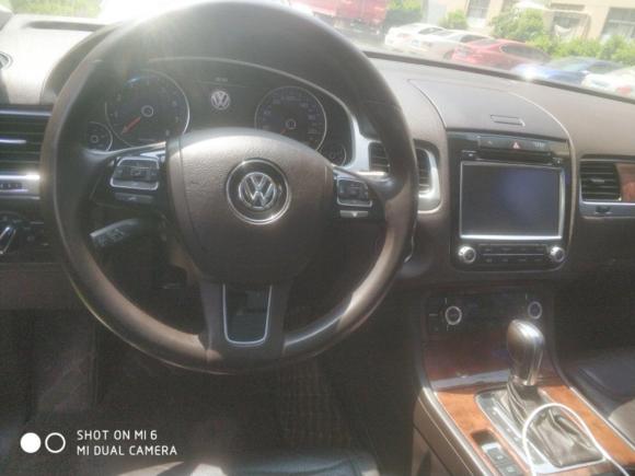 [台州·浙J] 二手大众途锐2011款 3.0TSI 标配型