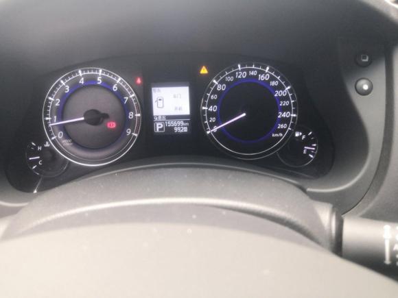 [佛山·粤Y] 二手英菲尼迪英菲尼迪QX502015款 2.5L 舒适版