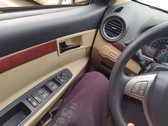 [杭州·浙A] 二手荣威荣威3502013款 350C 1.5L 自动迅悦版