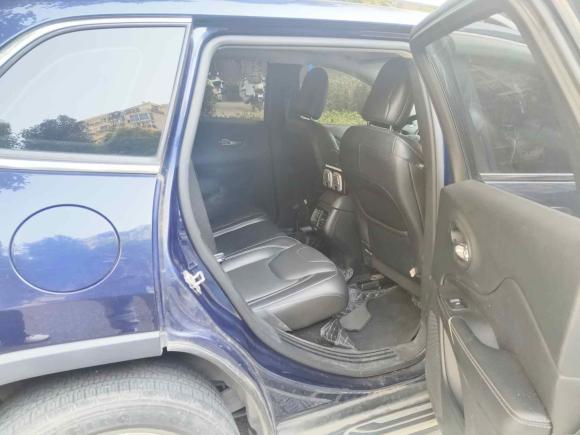 [武汉·鄂A] 二手Jeep自由光2016款 2.0L 优越版