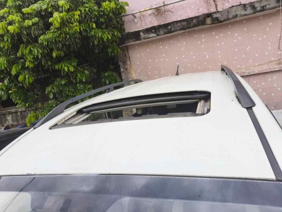 [深圳·粤S] 二手北汽幻速北汽幻速H32015款 1.5L 手动豪华型