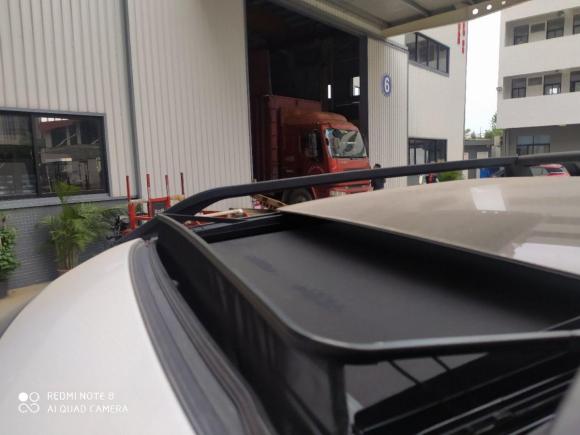 [佛山·粤E] 二手路虎神行者22015款 2.0T Si4 HSE Luxury典藏版