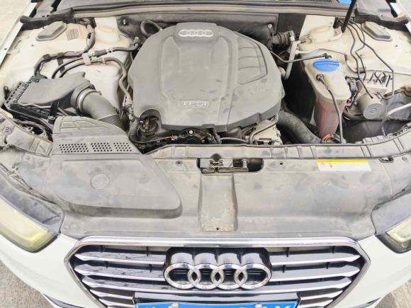 [南京·苏A] 二手奥迪奥迪A4L2016款 35 TFSI 典藏版 S line舒适型