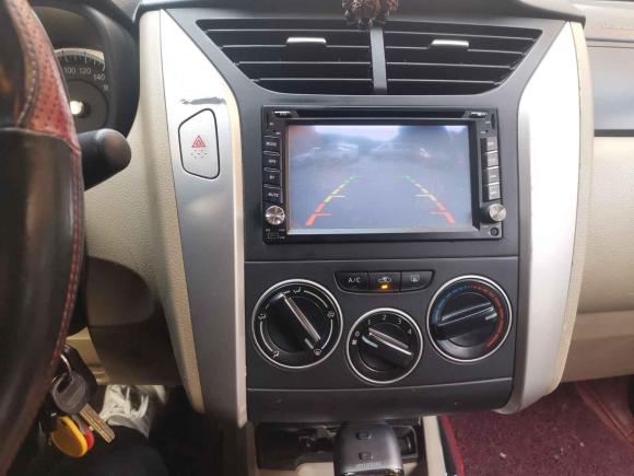 [武汉·鄂A] 二手启辰启辰R502013款 1.6L 手动时尚版