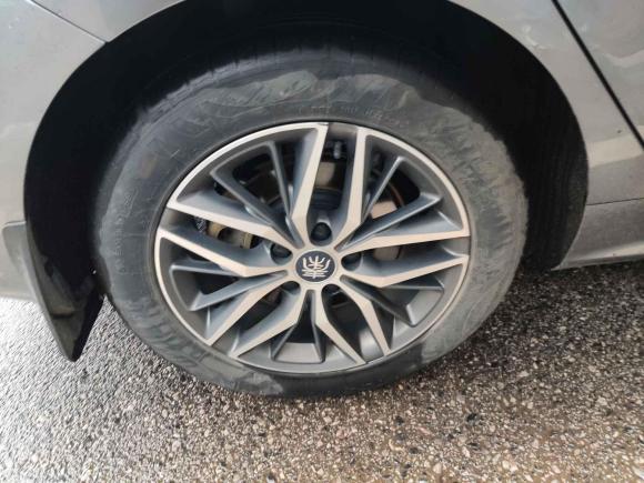 [南昌·湘A] 二手比亚迪秦PLUS2021款 DM-i 55KM 旗舰型