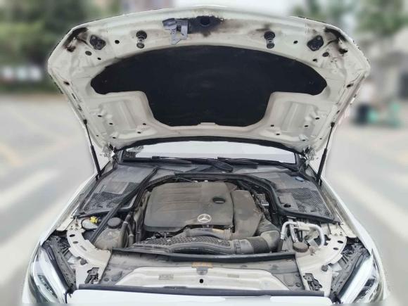 [南昌·黑A] 二手奔驰奔驰C级2020款 改款 C 260 L 运动版