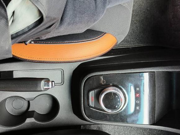 [杭州·浙A] 二手宝骏宝骏3102017款 1.5L 自动时尚型