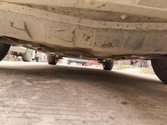 [温州·浙C] 二手一汽森雅R72016款 1.6L 手动智能型