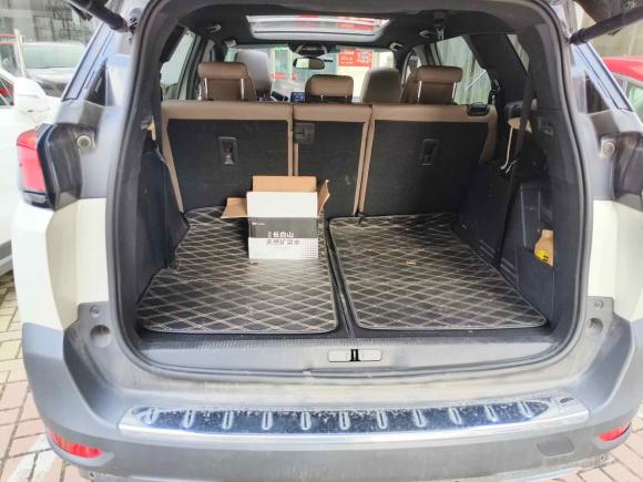 [南京·苏L] 二手标致标致50082017款 380THP 7座豪华GT版